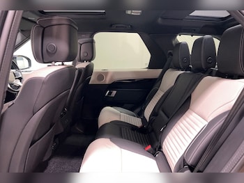 Used Land Rover Discovery 2023 for sale - 77225305: Photo