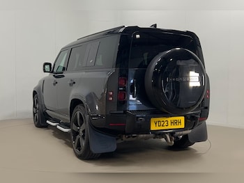Used Land Rover Defender 2023 for sale - 78226285: Photo