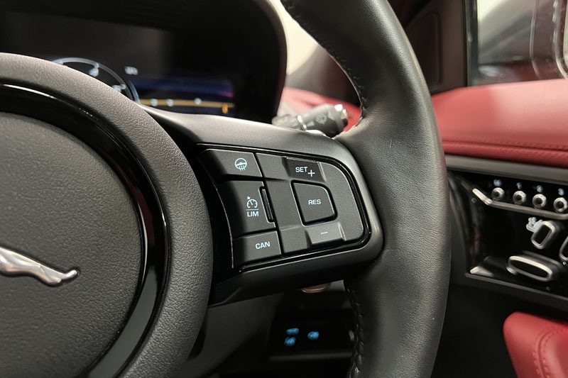 Used Jaguar F-Type 2023 for sale - 76981355: Photo 29