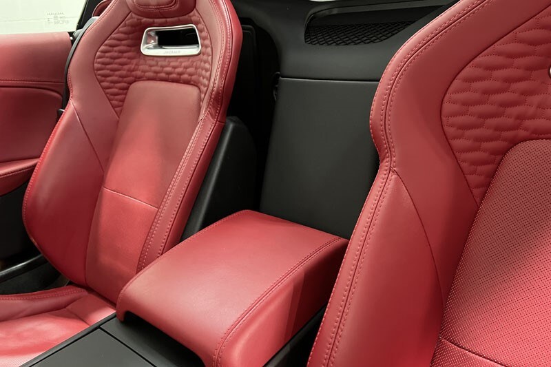 Used Jaguar F-Type 2023 for sale - 76981355: Photo 38