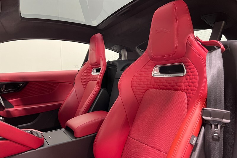 Used Jaguar F-Type 2023 for sale - 76981355: Photo 4