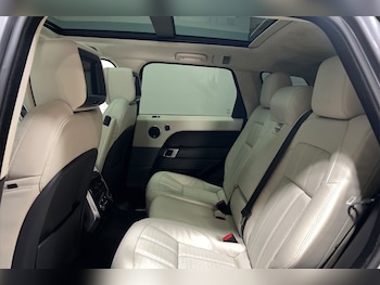 Used Land Rover Range Rover Sport 2022 for sale - 77930978: Photo