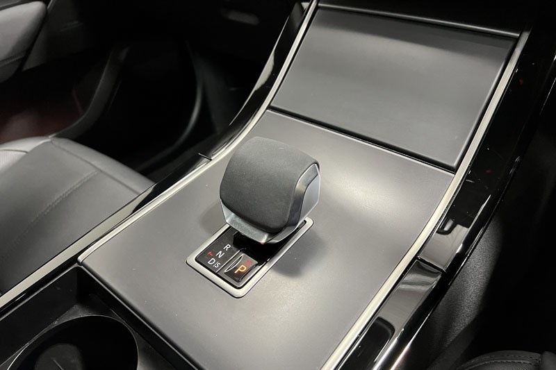 Used Land Rover Range Rover Velar 2024 for sale - 77001351: Photo 13