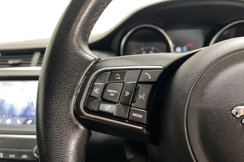 Used Jaguar E-Pace 2019 for sale - 76981817: Photo 29