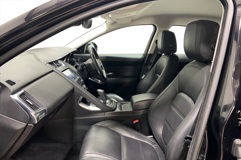 Used Jaguar E-Pace 2019 for sale - 76981817: Photo 3