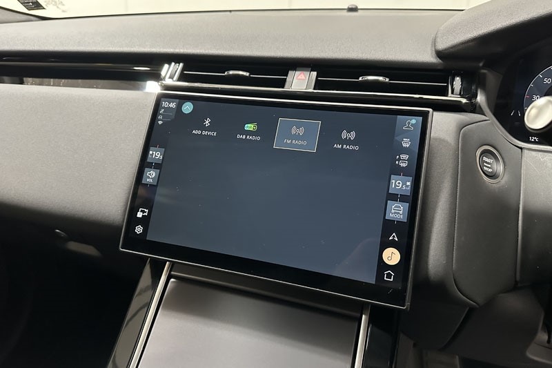 Used Land Rover Range Rover Velar 2025 for sale - 76981692: Photo 32