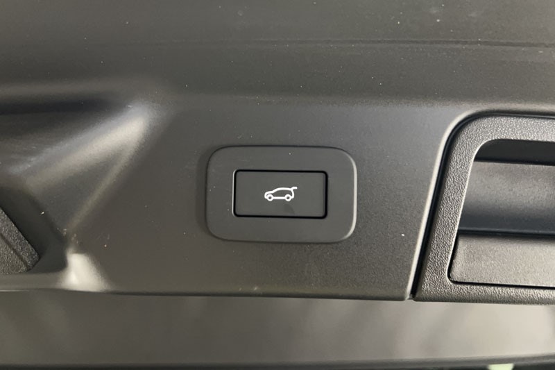 Used Land Rover Range Rover Velar 2023 for sale - 77762966: Photo 50