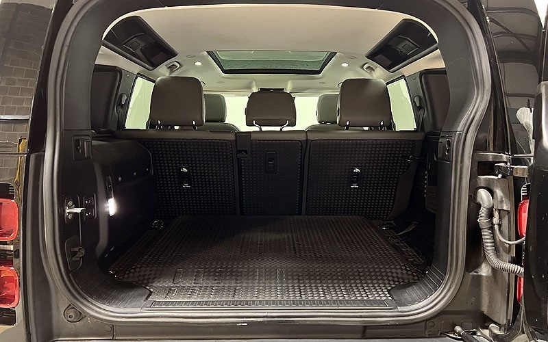 Used Land Rover Defender 2022 for sale - 76981815: Photo 10