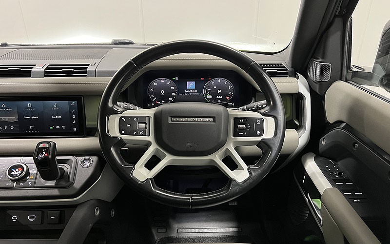 Used Land Rover Defender 2022 for sale - 76981815: Photo 15