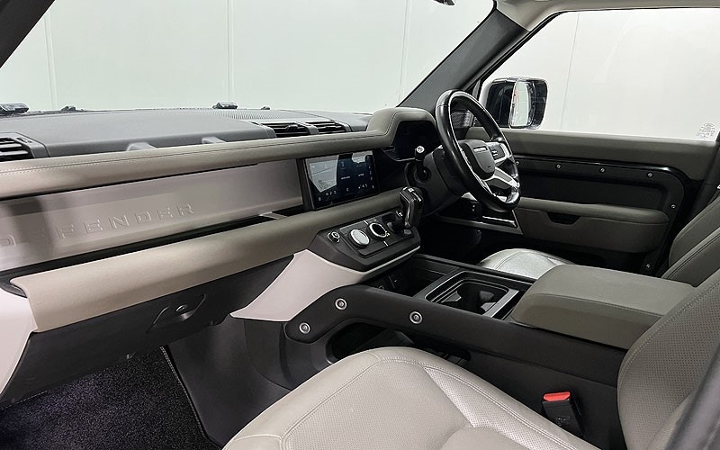 Used Land Rover Defender 2022 for sale - 76981815: Photo 42