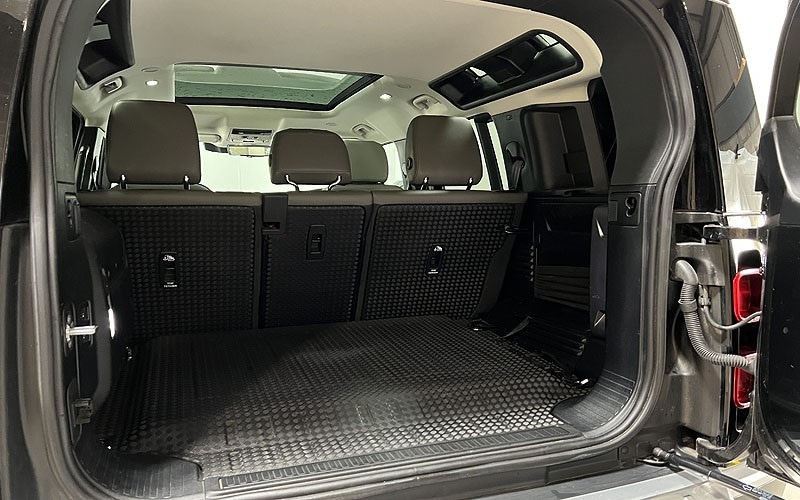 Used Land Rover Defender 2022 for sale - 76981815: Photo 46