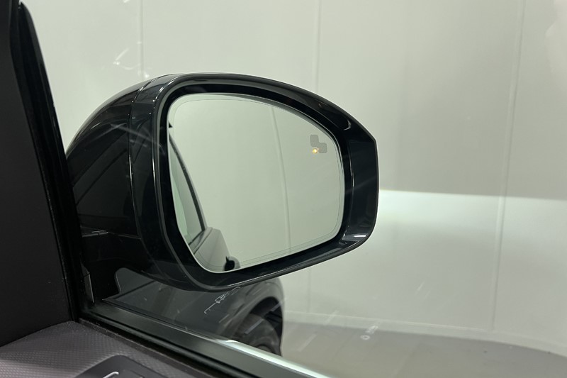 Used Land Rover Discovery 2023 for sale - 77762929: Photo 24