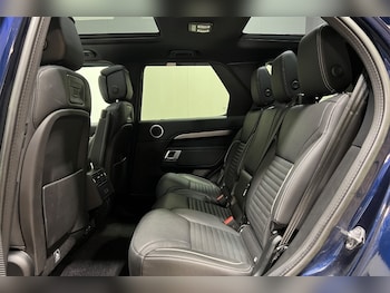 Used Land Rover Discovery 2023 for sale - 77762929: Photo