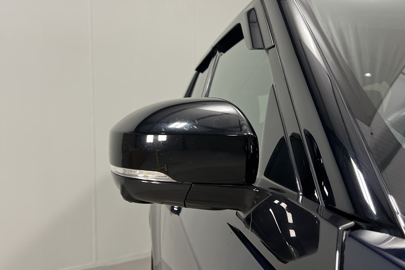 Used Land Rover Discovery 2023 for sale - 77762929: Photo 54