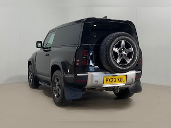 Used Land Rover Defender 2023 for sale - 78226301: Photo