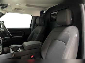 Used Land Rover Defender 2023 for sale - 78226301: Photo