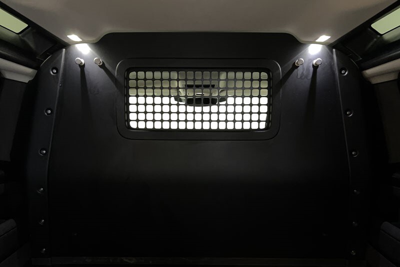 Used Land Rover Defender 2023 for sale - 77877751: Photo 21