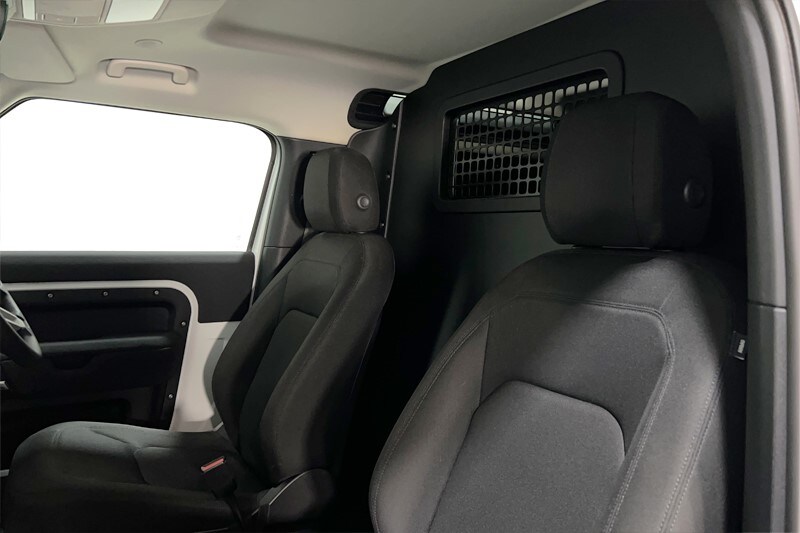 Used Land Rover Defender 2023 for sale - 77877751: Photo 4