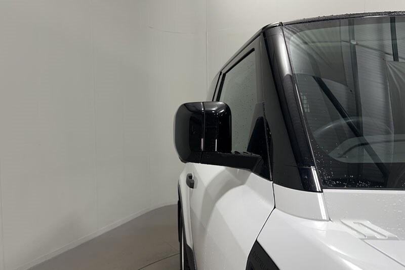 Used Land Rover Defender 2023 for sale - 77877751: Photo 46