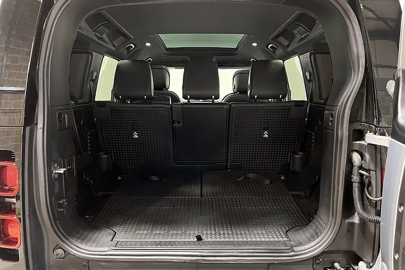 Used Land Rover Defender 2023 for sale - 77179612: Photo 10