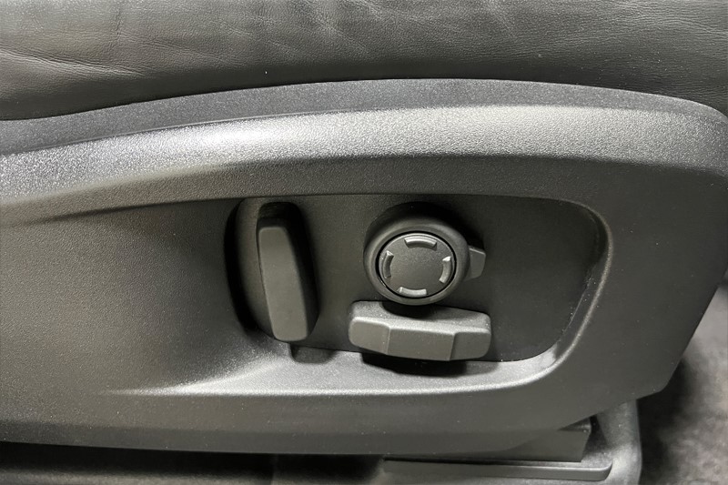 Used Land Rover Defender 2023 for sale - 77179612: Photo 25