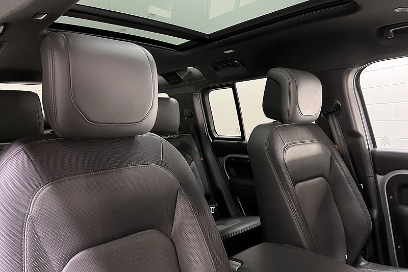 Used Land Rover Defender 2023 for sale - 77179612: Photo 27