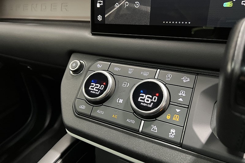 Used Land Rover Defender 2023 for sale - 77179612: Photo 33