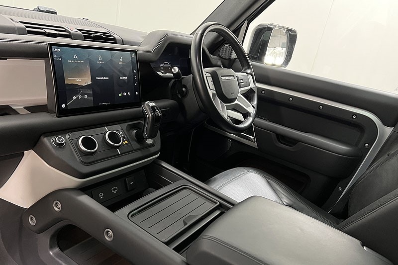 Used Land Rover Defender 2023 for sale - 77179612: Photo 43