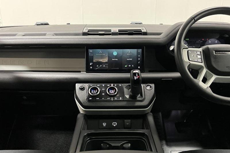 Used Land Rover Defender 2023 for sale - 77848234: Photo 14