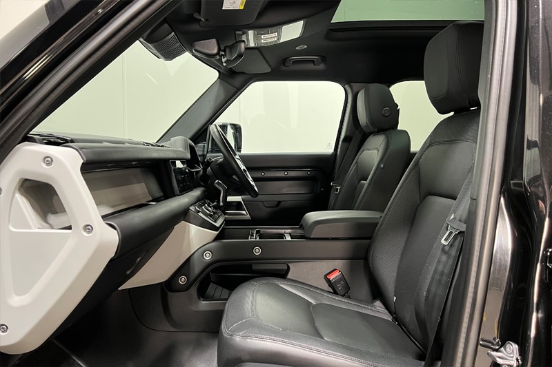 Used Land Rover Defender 2023 for sale - 77848234: Photo 3