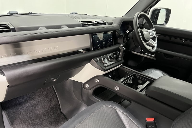 Used Land Rover Defender 2023 for sale - 77848234: Photo 38