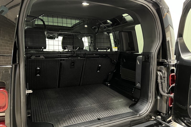 Used Land Rover Defender 2023 for sale - 77848234: Photo 43