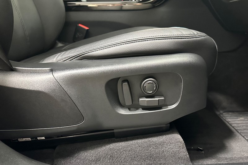 Used Land Rover Range Rover Velar 2024 for sale - 78042254: Photo 24