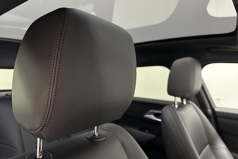 Used Land Rover Range Rover Velar 2024 for sale - 78042254: Photo 27