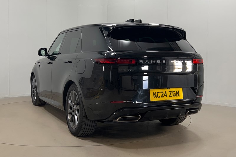 Used Land Rover Range Rover Sport 2024 for sale - 77930965: Photo 2