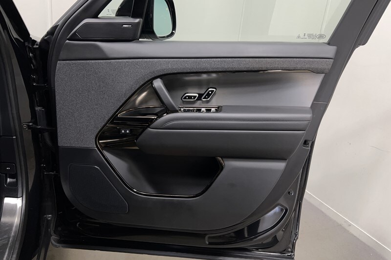 Used Land Rover Range Rover Sport 2024 for sale - 77930965: Photo 21