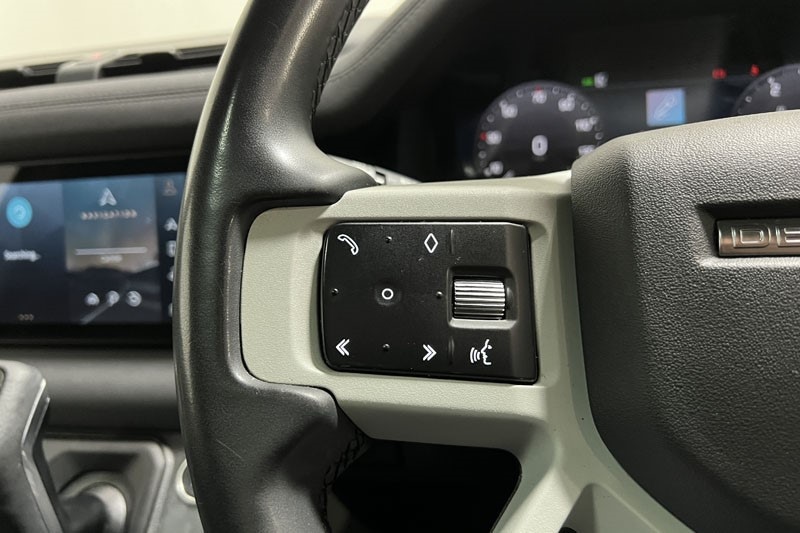 Used Land Rover Defender 2023 for sale - 77036187: Photo 27