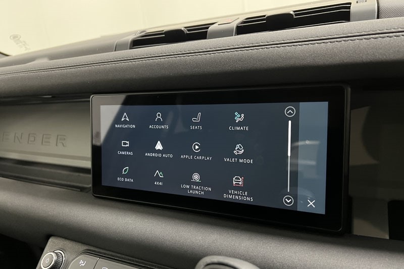 Used Land Rover Defender 2023 for sale - 77036187: Photo 31