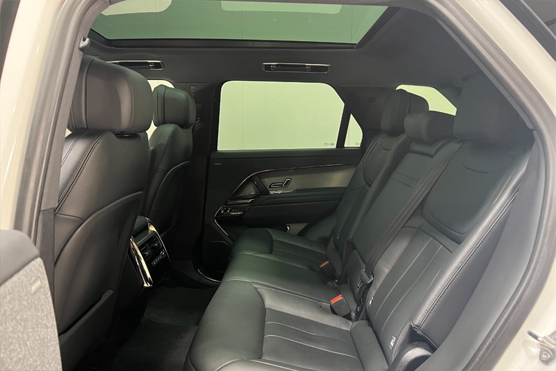 Used Land Rover Range Rover Sport 2023 for sale - 76982218: Photo 4