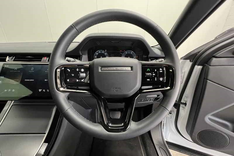 Used Land Rover Range Rover Evoque 2025 for sale - 76981472: Photo 15