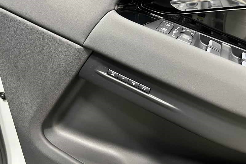 Used Land Rover Range Rover Evoque 2025 for sale - 76981472: Photo 22