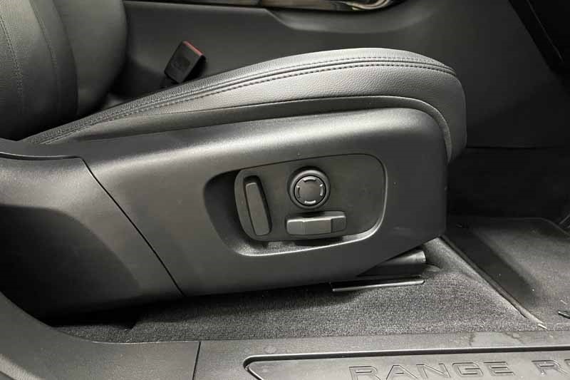 Used Land Rover Range Rover Evoque 2025 for sale - 76981472: Photo 25