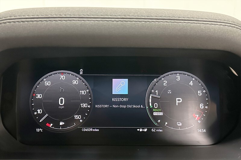 Used Land Rover Defender 2022 for sale - 76981040: Photo 16