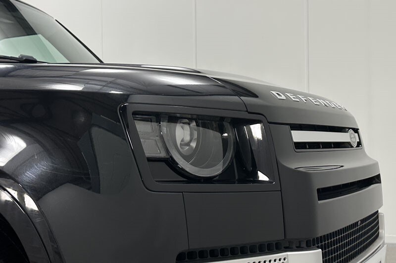 Used Land Rover Defender 2022 for sale - 76981040: Photo 17