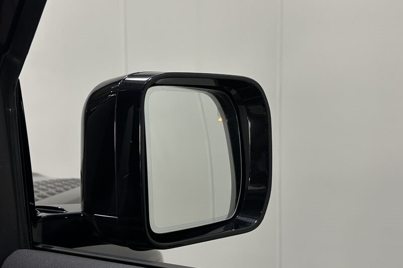 Used Land Rover Defender 2022 for sale - 76981040: Photo 23