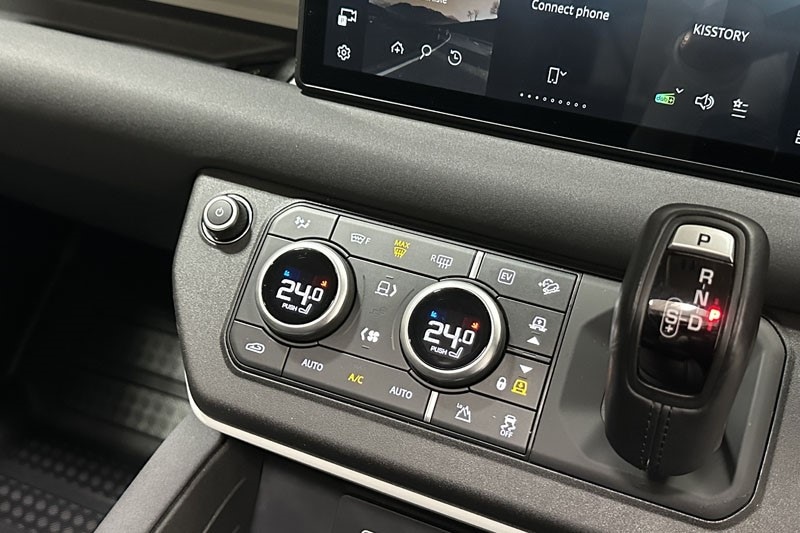 Used Land Rover Defender 2022 for sale - 76981040: Photo 29