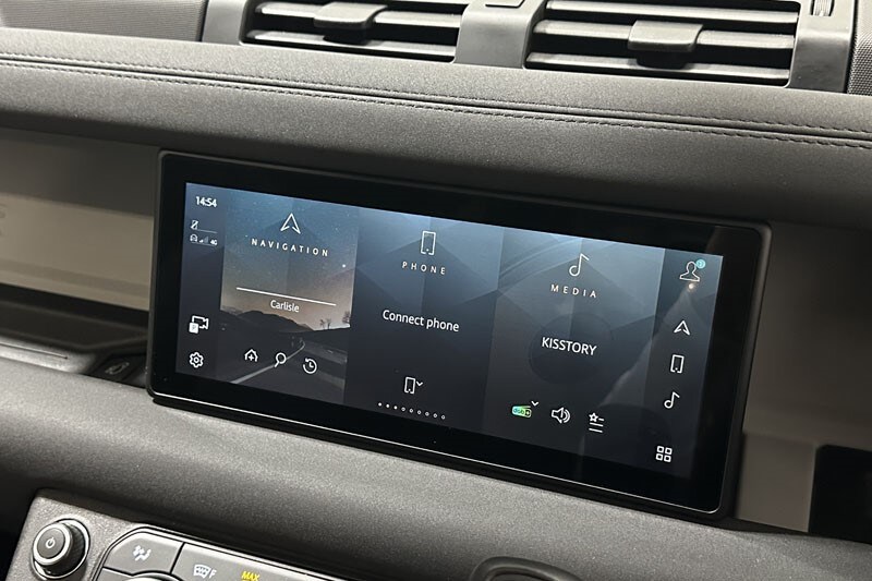 Used Land Rover Defender 2022 for sale - 76981040: Photo 30