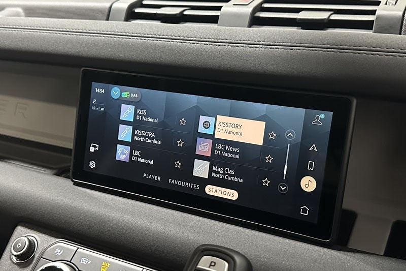 Used Land Rover Defender 2022 for sale - 76981040: Photo 32