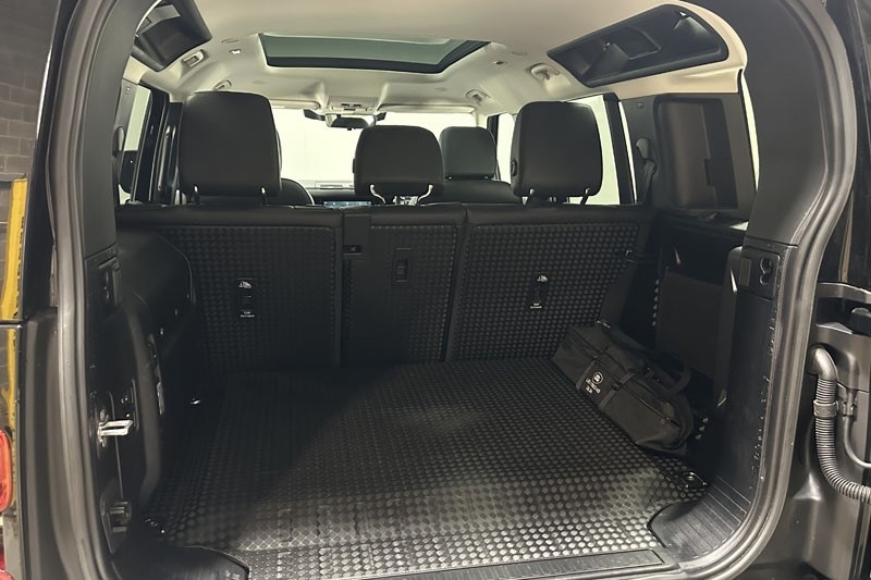 Used Land Rover Defender 2022 for sale - 76981040: Photo 46