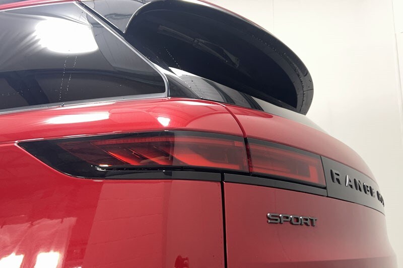 Used Land Rover Range Rover Sport 2024 for sale - 76982344: Photo 19